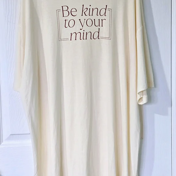 NEW! Joe Fresh Women's Graphic T-Shirt Size XL - Picture 3 of 10